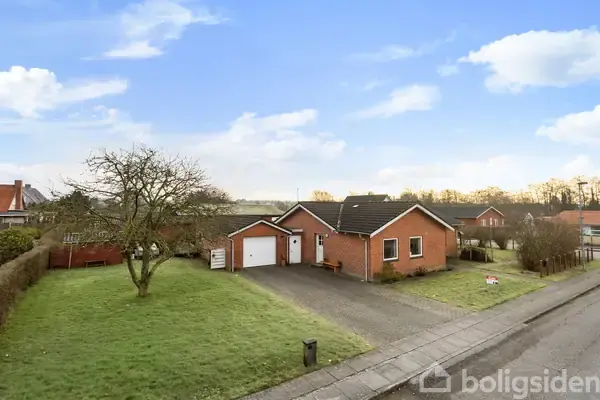 Villa på Floravej 3, 9750 Østervrå