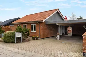 Villa på Solsortevej 5, 6705 Esbjerg Ø
