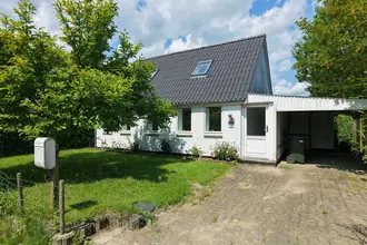 Villa på Boring 12, 8763 Rask Mølle