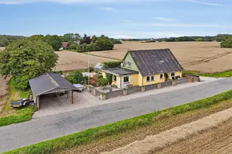 Villa på Råsøvej 13, Hjelmsølille, 4160 Herlufmagle