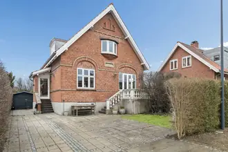Villa på Emdrupgårdsvej 10, 2400 København NV