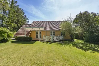Villa på Kærvej 12, Over Holluf, 5220 Odense SØ