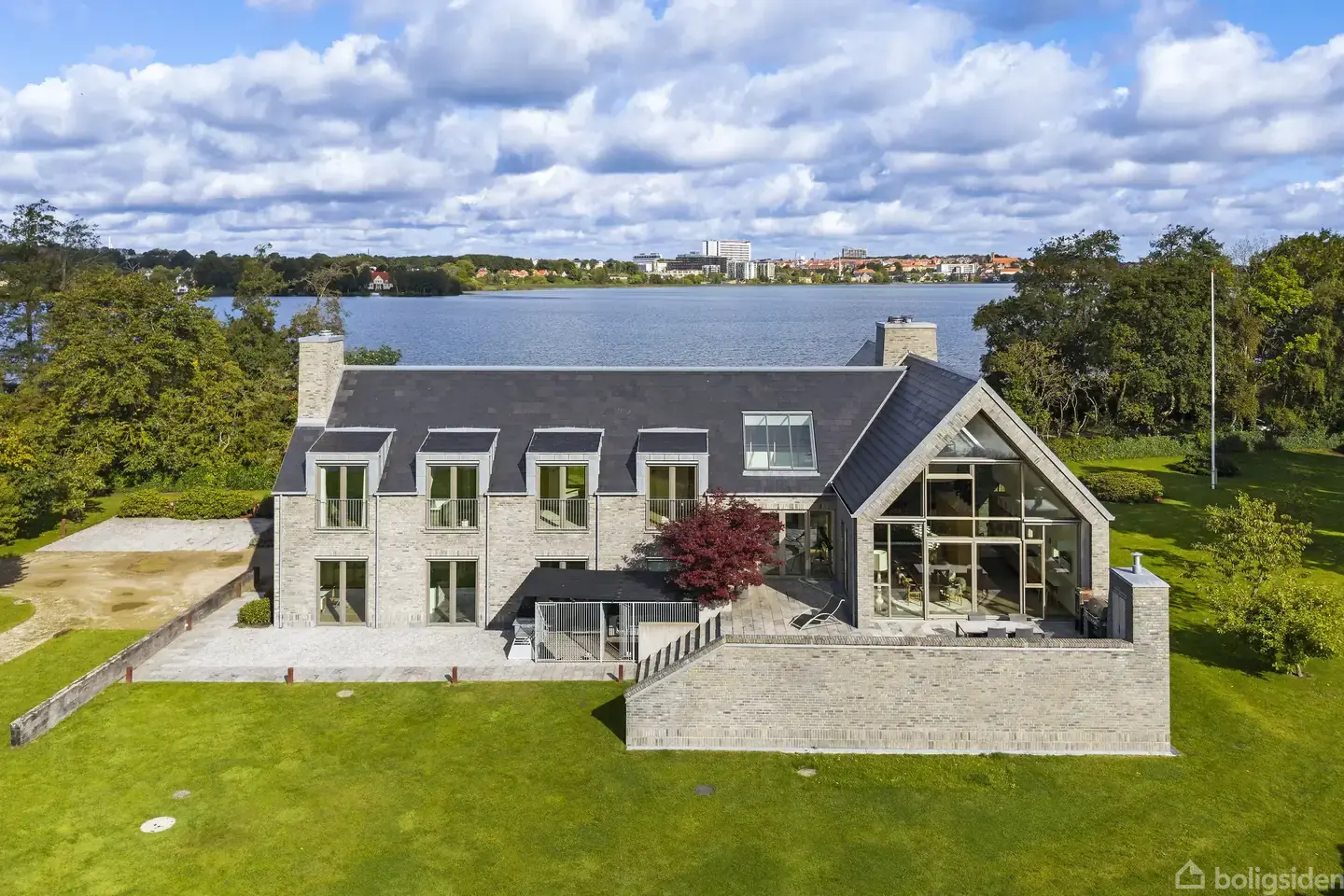 Landejendom på Søndersøvej 58, 8800 Viborg