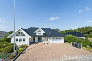 Villa på J Weinkouffsvej 4, 9850 Hirtshals