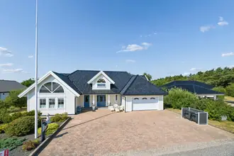 Villa på J Weinkouffsvej 4, 9850 Hirtshals