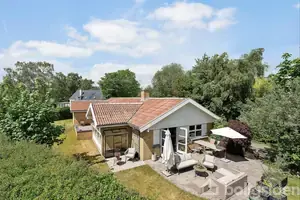Villa på Nellikevej 12, 8240 Risskov