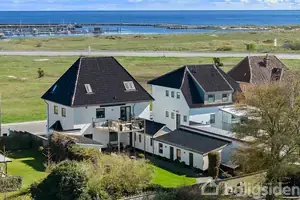Villa på Kystvej 12A+B, 8500 Grenaa