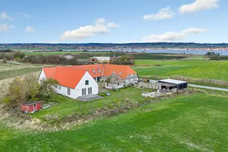 Landejendom på Dyreborgskovvej 2, Dyreborg, 5600 Faaborg