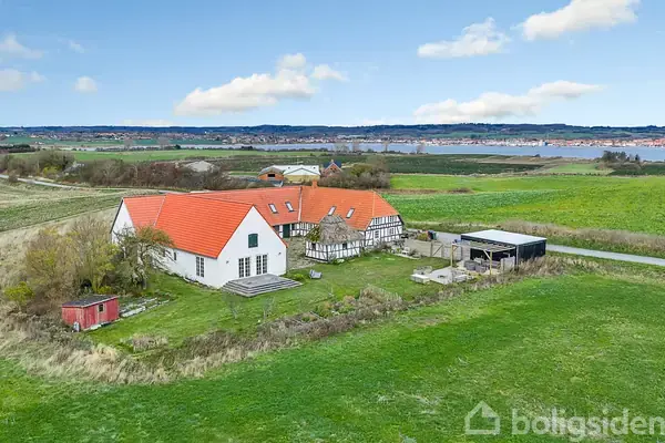 Landejendom på Dyreborgskovvej 2, 5600 Faaborg