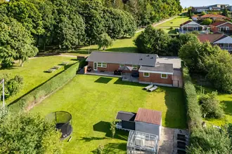 Villa på Rødtjørnevej 33, Laurbjerg, 8870 Langå
