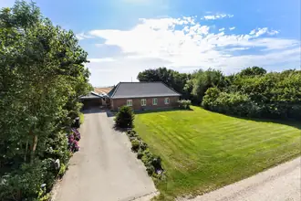 Villa på N J Fjordsvej 3, Holmsland, 6950 Ringkøbing