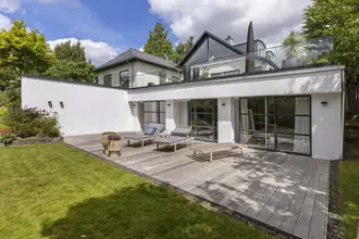 Villa på Vestre Paradisvej 3, Øverød, 2840 Holte