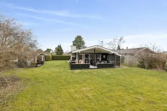 Fritidshus på Skovduevej 50, Villingerød, 3120 Dronningmølle