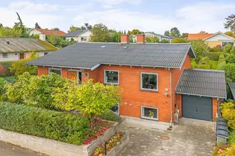 Villa på Lupinvej 12, 3450 Allerød