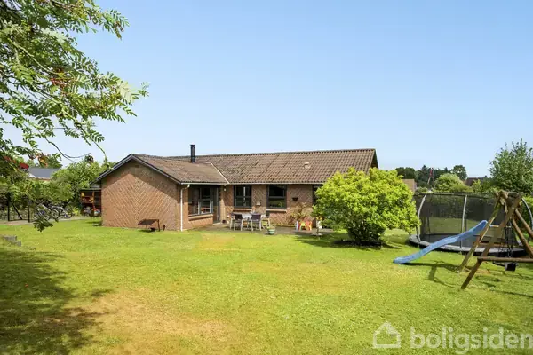 Villa på Tjørnevej 7, 8653 Them