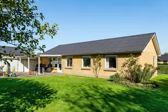 Villa på Poppelvej 8, 6973 Ørnhøj