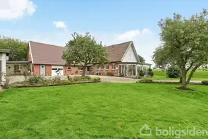 Villa på Skovhavevej 2, 8723 Løsning