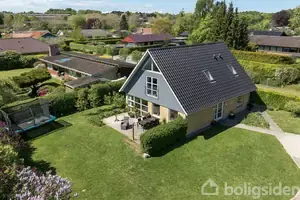 Villa på Smedievej 93, 3400 Hillerød