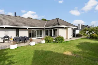 Villa på Vestergade 63, 5560 Aarup