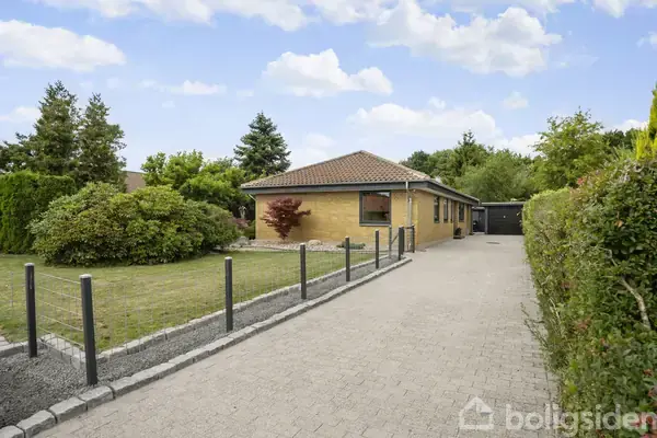 Villa på Laxtonvænget 3, 5270 Odense N