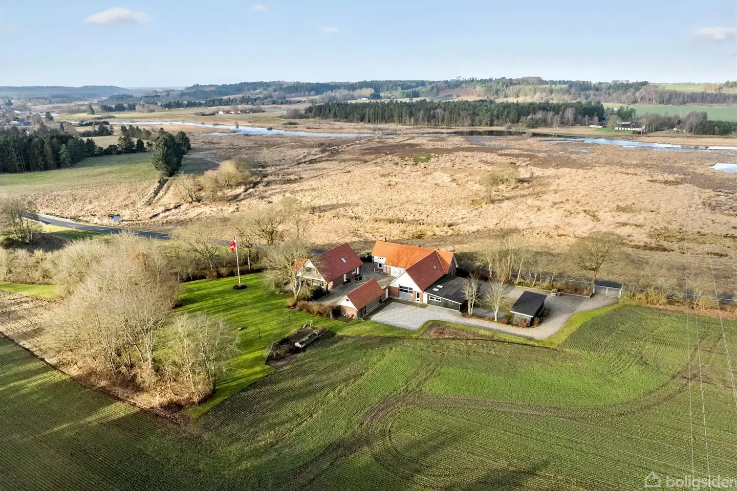 Landejendom på Sørkelvej 145, 8600 Silkeborg