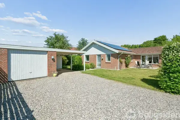 Villa på Kjeldsbjergvej 15B, 8520 Lystrup