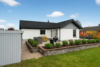 Villa på Rødkælkevej 16, Ejby, 4623 Lille Skensved