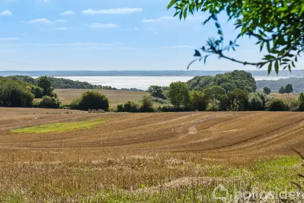 Landejendom på Tyrrestrupvej 8, 8700 Horsens