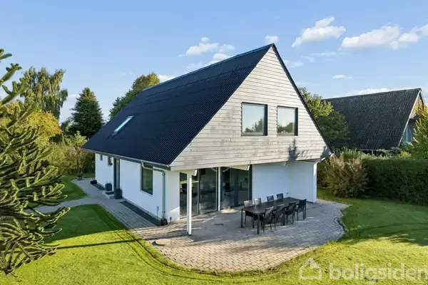Villa på Møllebakken 17, 8471 Sabro