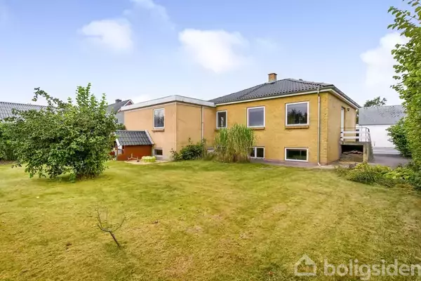 Villa på Skjernvej 147, 7500 Holstebro