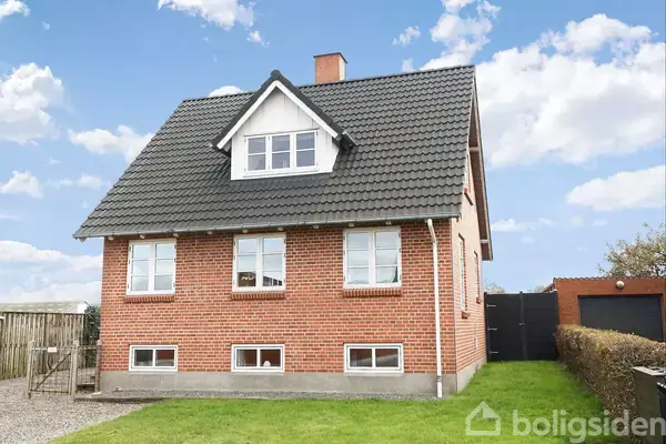 Villa på Borgergade 42, 1., 8832 Skals