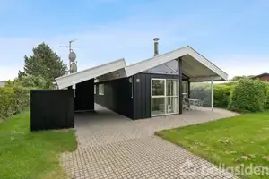 Fritidsbolig på Vrinners Strandvej 19, 8420 Knebel