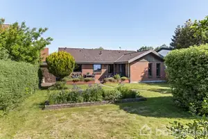 Villa på Juni Alle 91, 2860 Søborg