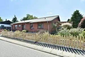 Villa på Gyvelvej 4, 7323 Give
