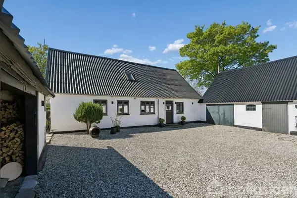 Landejendom på Grundvej 18, 8961 Allingåbro