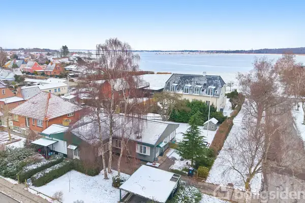 Villa på Færgevej 77, 3600 Frederikssund