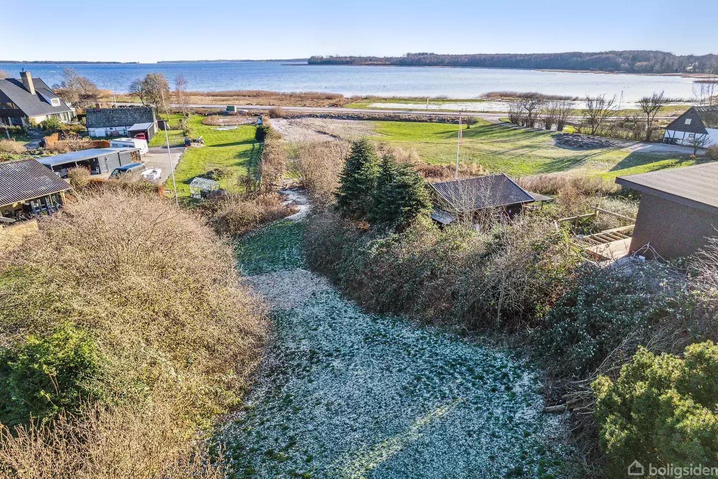 Sjældent udbud - Skøn grund med fantastisk vandudsigt - View 2