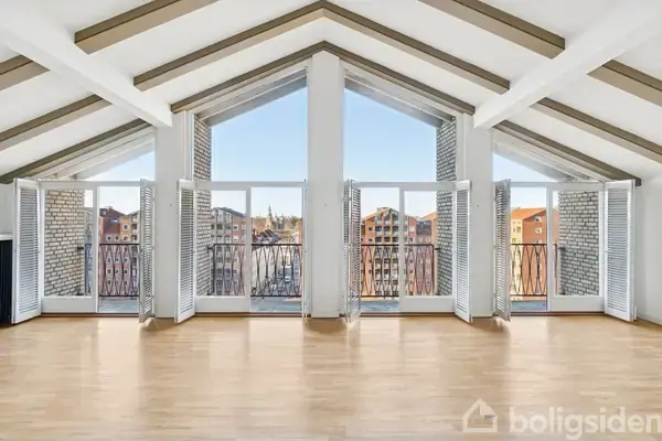 Ejerlejlighed på Dronningens Tværgade 32, 7. th., 1302 København K