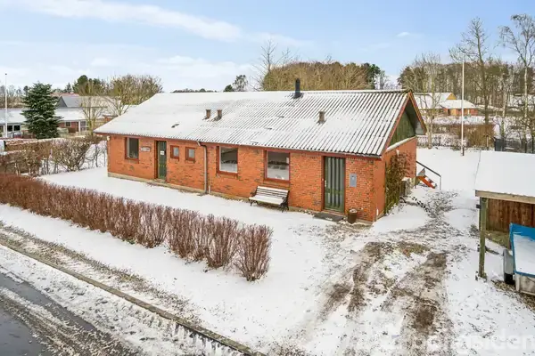 Villa på Ruholmsvej 15, 8382 Hinnerup