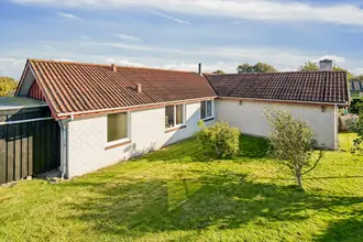 Villa på Guldstjernevej 4, V. Hjermitslev, 9700 Brønderslev