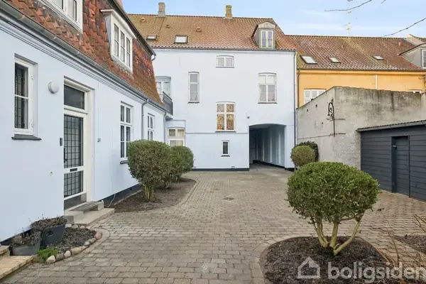 Ejerlejlighed på Jernbanegade 41, 2., 4800 Nykøbing F
