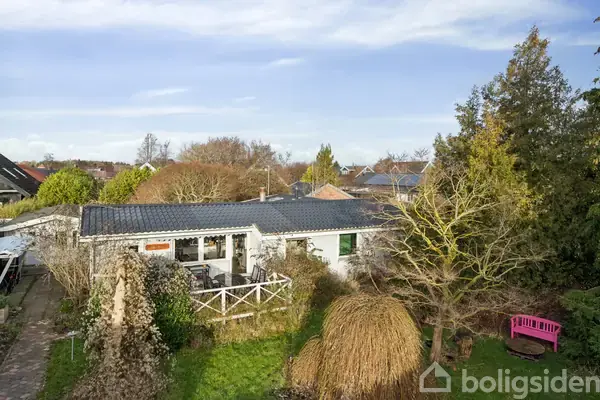 Villa på Poppelvej 89, 2791 Dragør