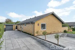 Villa på Dybbølvej 8, 9700 Brønderslev