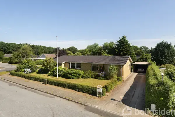 Villa på Tjørnebakken 24, 6510 Gram
