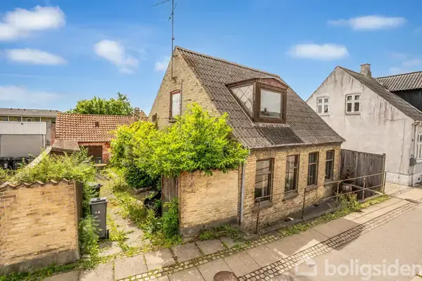 Villa på Østerbrogade 60, 4800 Nykøbing F