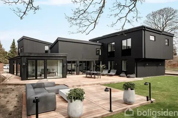 Villa på Kong Georgsvej 7, 2950 Vedbæk