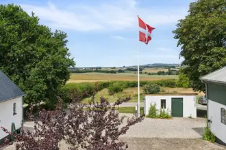 Landejendom på Møllevej 14, 4460 Snertinge