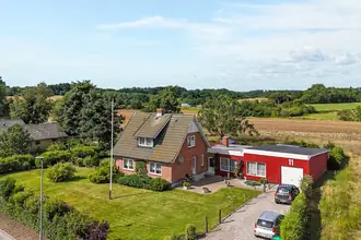 Villa på Skovby Bygade 11, Skovby, 6500 Vojens
