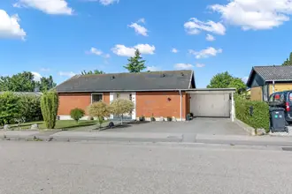 Villa på Birkevej 10, 4640 Faxe