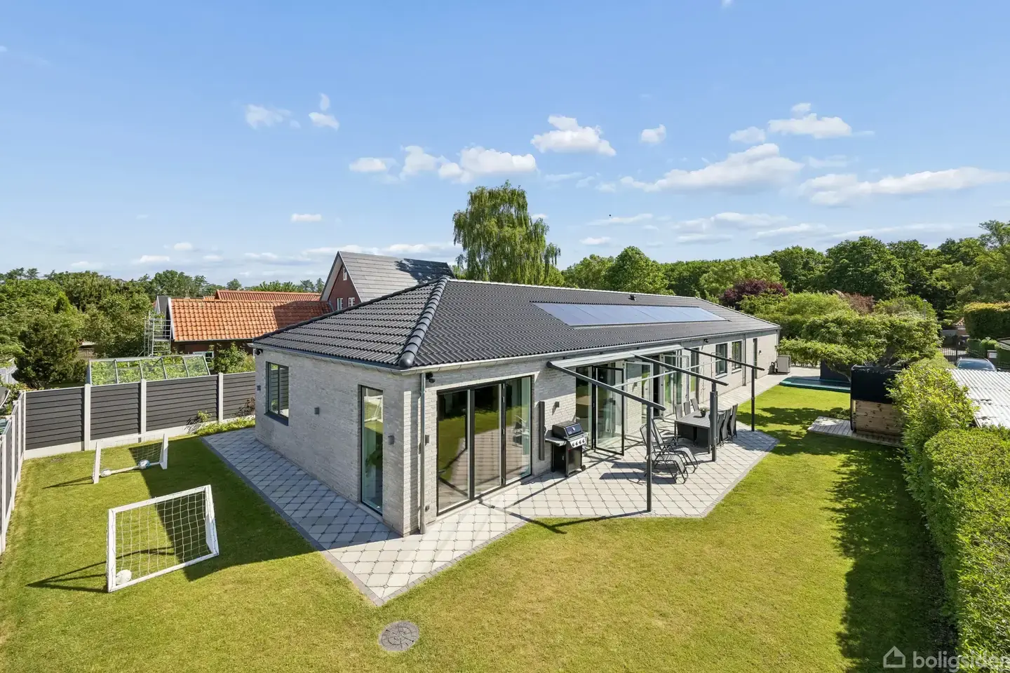 Luksus, komfort, plads og skønne rammer!